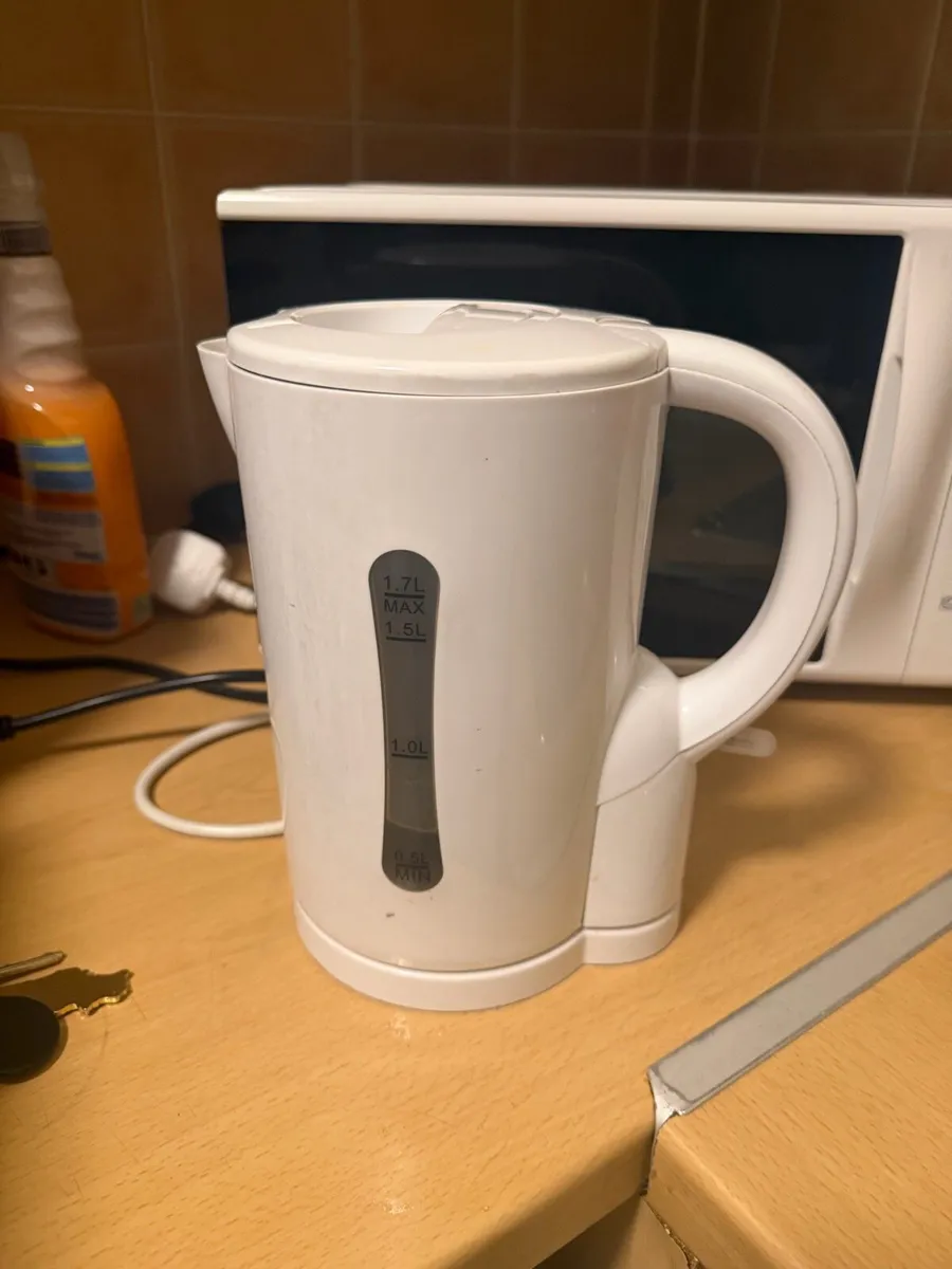 Kettle - Image 1