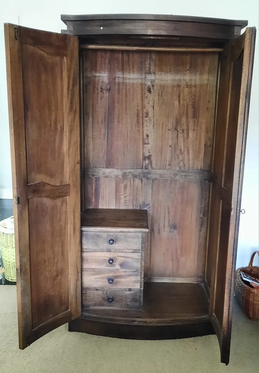 Solid Handmade Bedroom Furniture Set - Image 3
