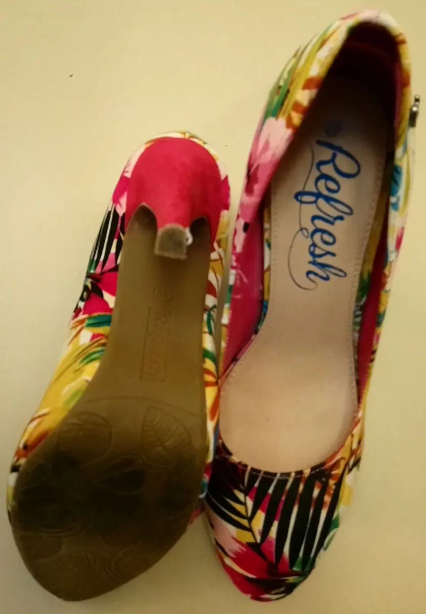 REFRESH - flowers high heels size UK6 EU39 - shoes - Image 3