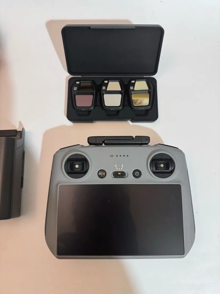 Dji Air 3s Fly More Combo with DJI Care refresh - Image 3