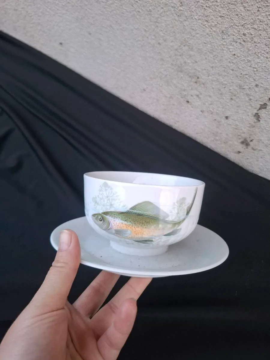 Fish gravy bowl - Image 1