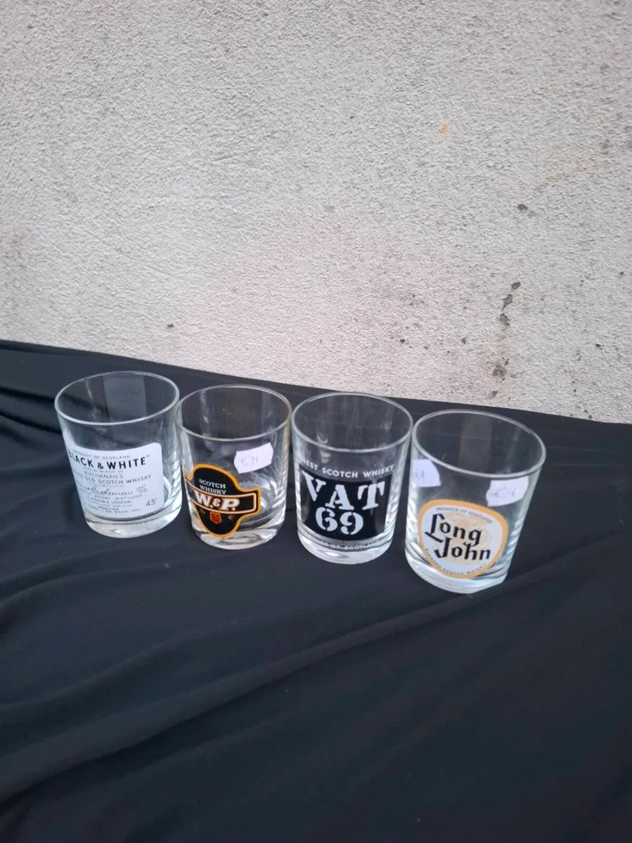4 whiskey glasses postage possible - Image 2