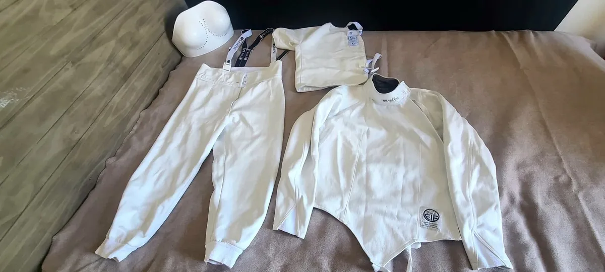 LEON PAUL APEX FIE jacket and breeches