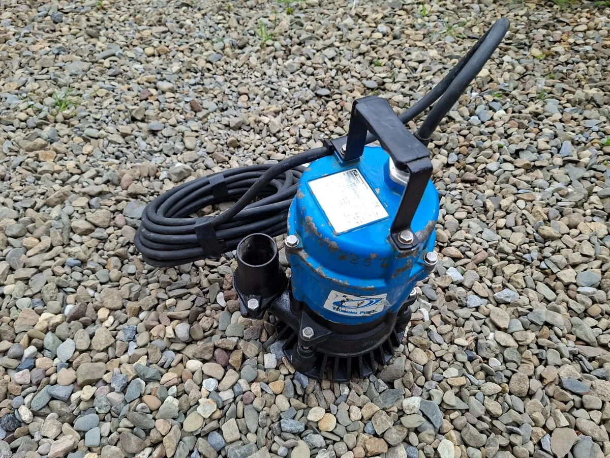 Tsurumi HS2.4S Submersible Pump 110v - Image 4