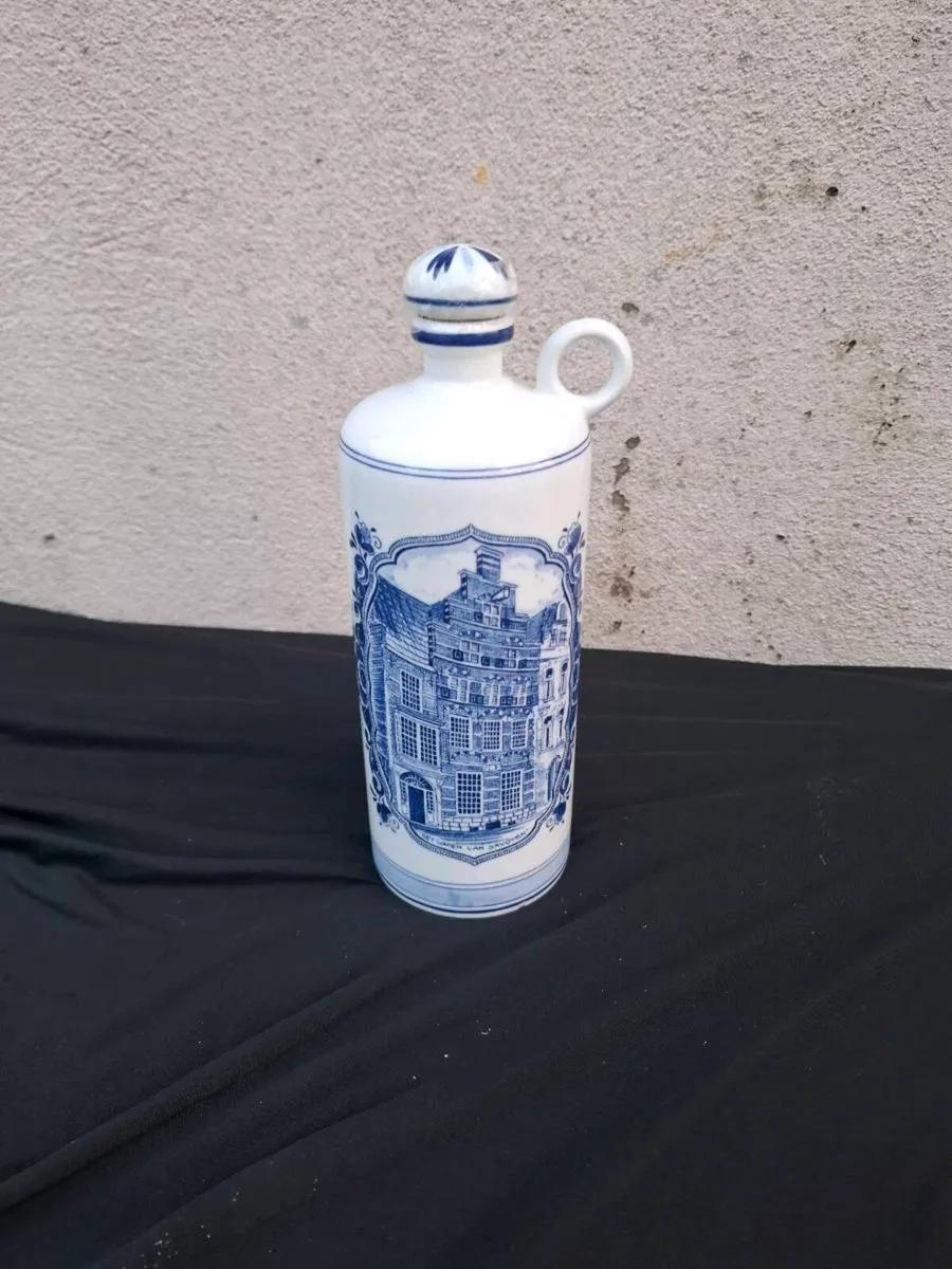 Blue delft bottle postage possible - Image 1