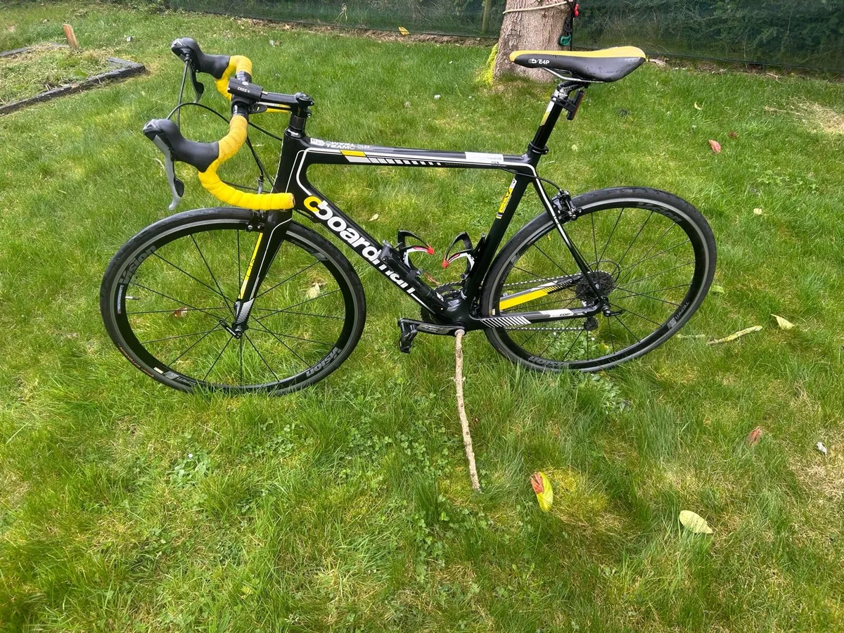 Road bike - Image 1
