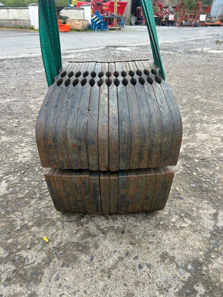 Set of New Holland Fan Weights - Image 1