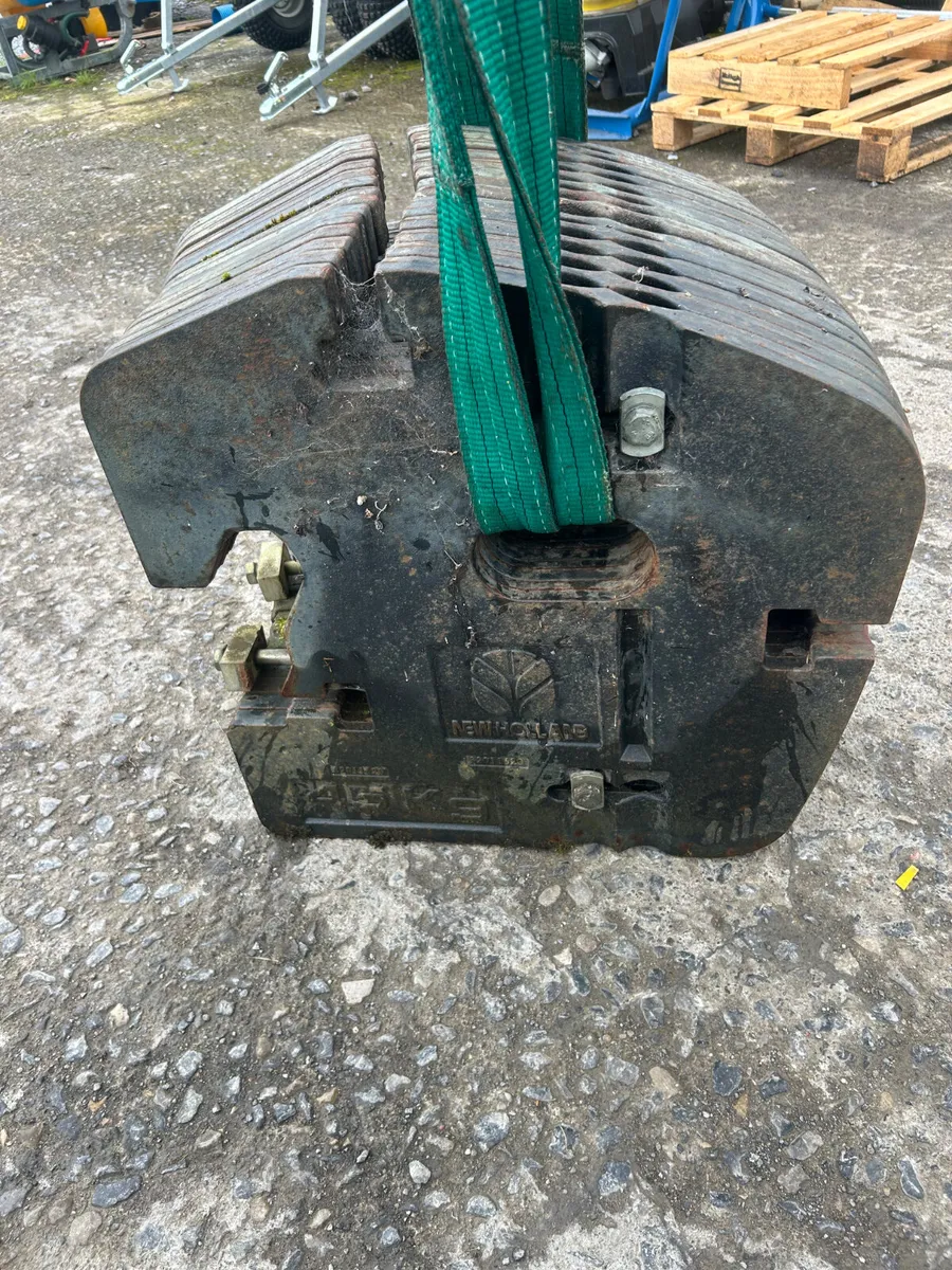 Set of New Holland Fan Weights - Image 2