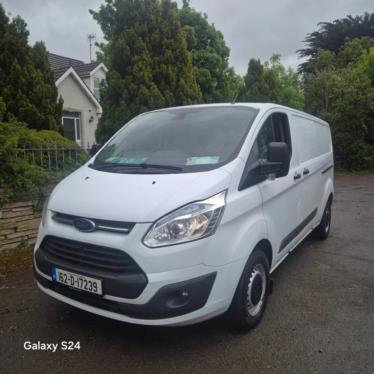 Ford Transit Custom 2016 2.2  just passed cvrt - Image 4