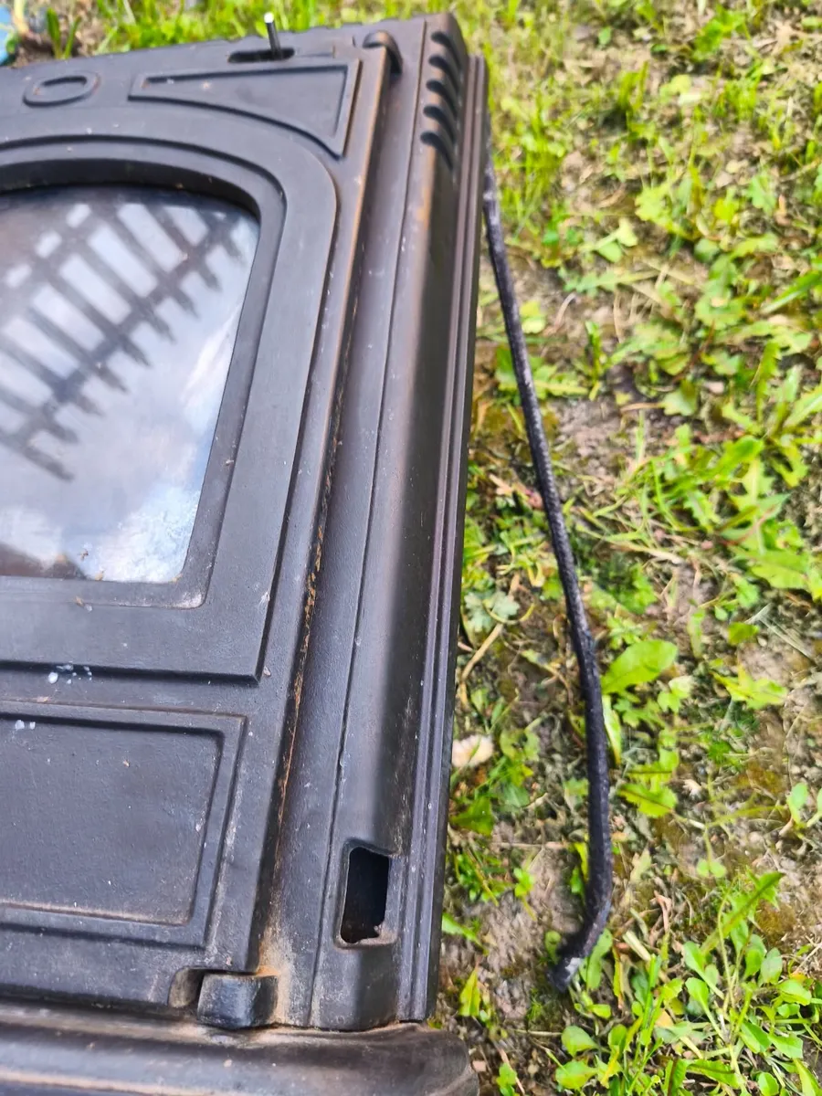 Stove fire - Image 1