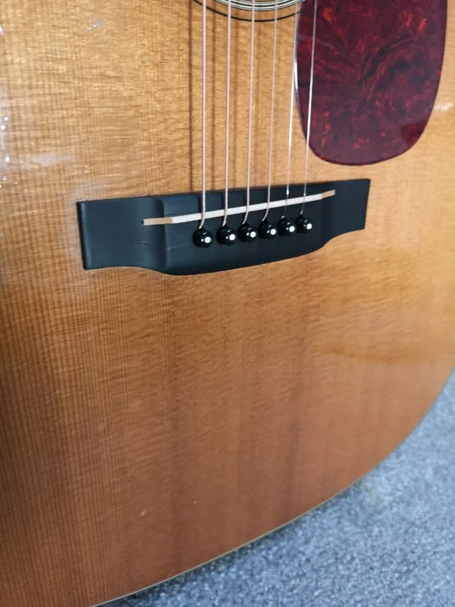 Martin D18 V - Image 2