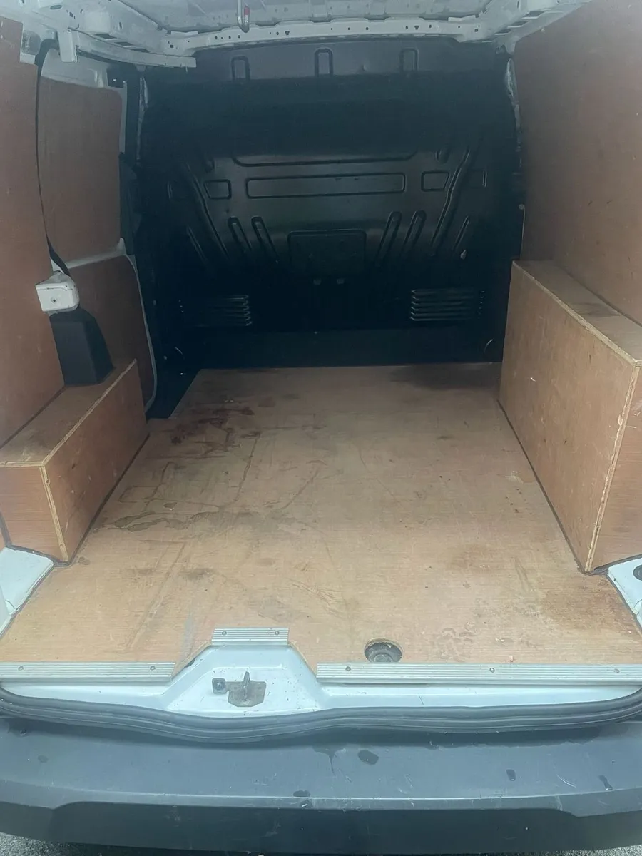 Ford Transit Connect 2016 - Image 4