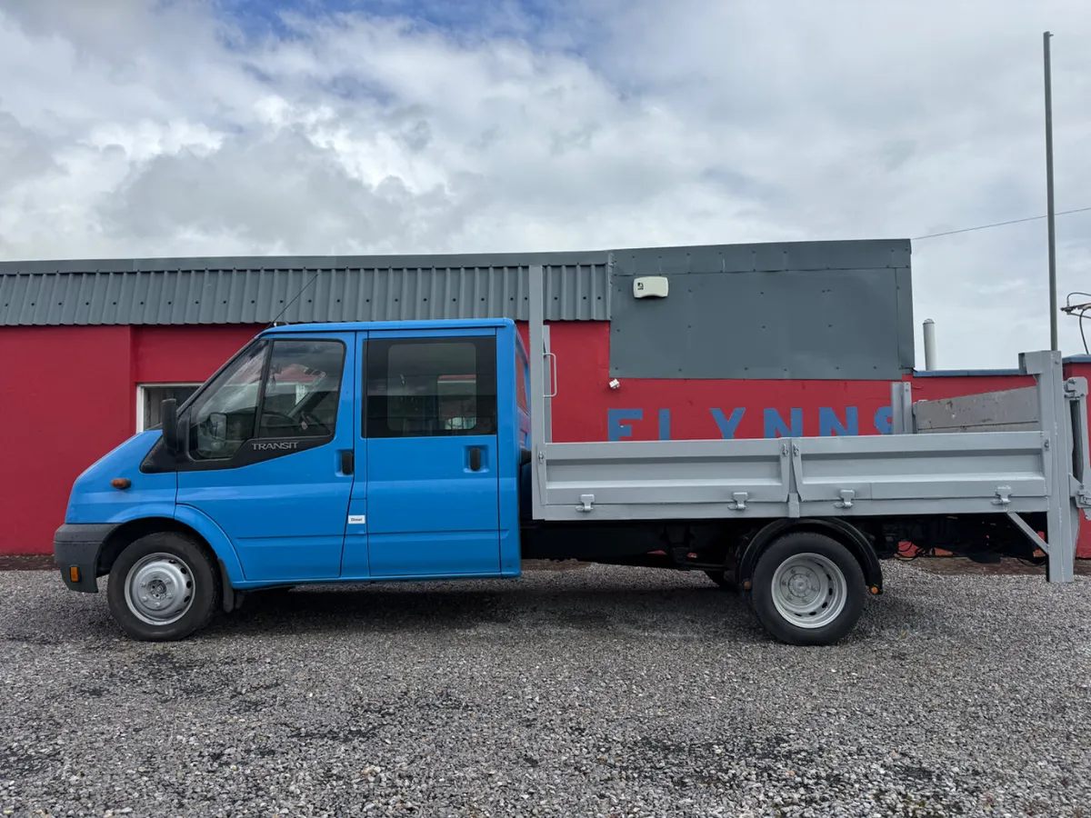 Ford Transit 2012 7 Seater Crewcab with a tail lif - Image 2