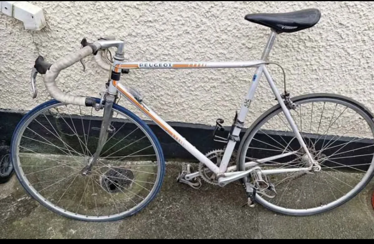 Road bike - Image 1