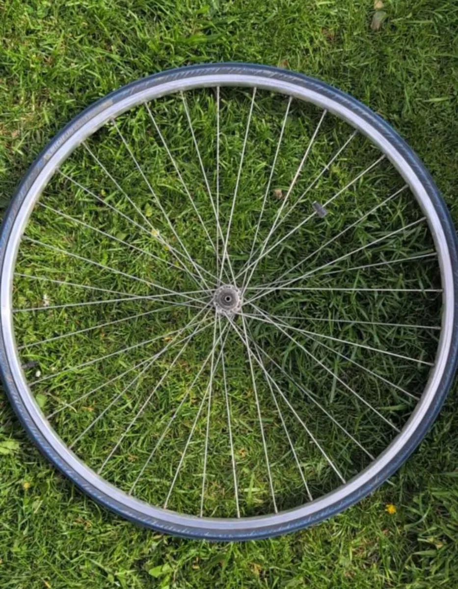 Road bike - Image 4