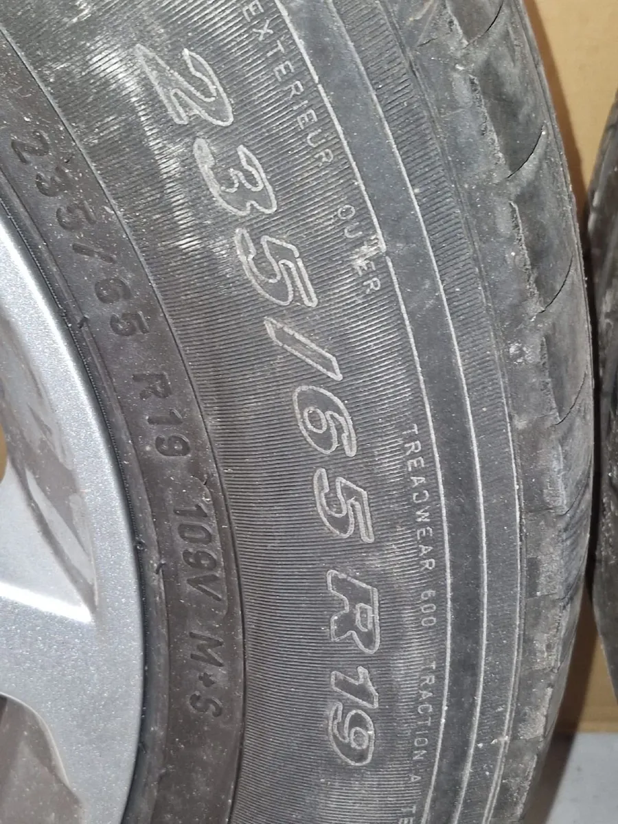 19 inch Alloy Wheels - Image 4