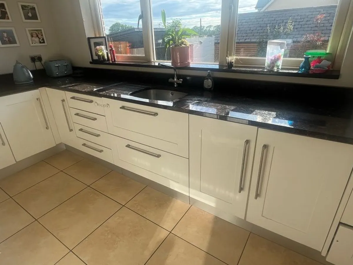 kitchen - Image 4
