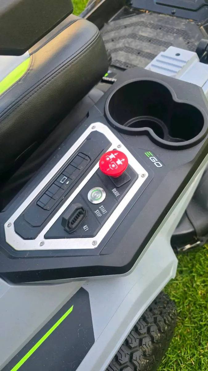 Ego z6 zero turn battery - Image 4