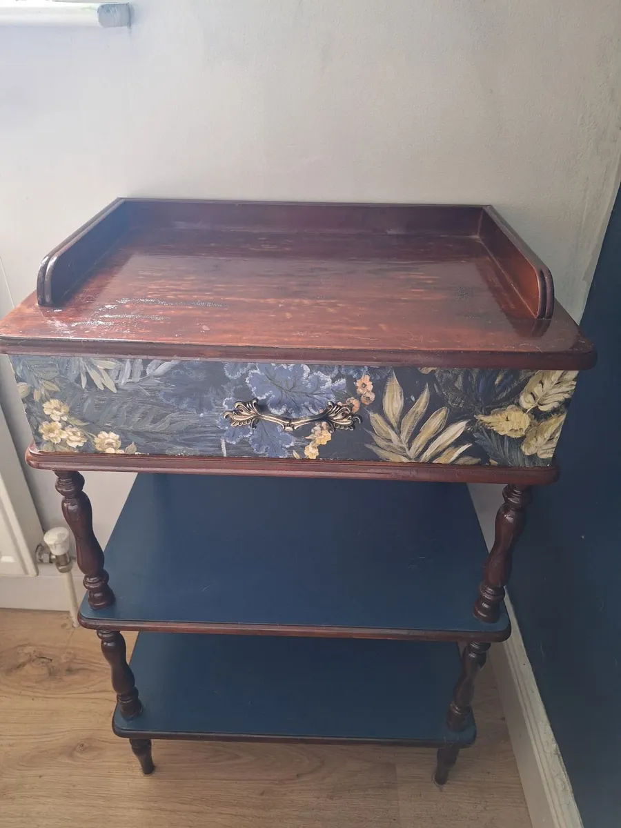 Bedside table - Image 2