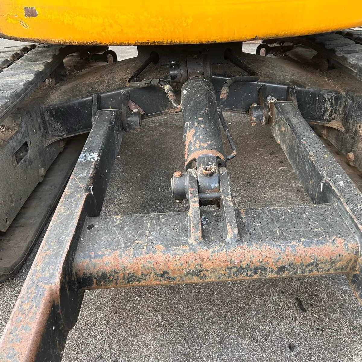 JCB 8030 - Image 3