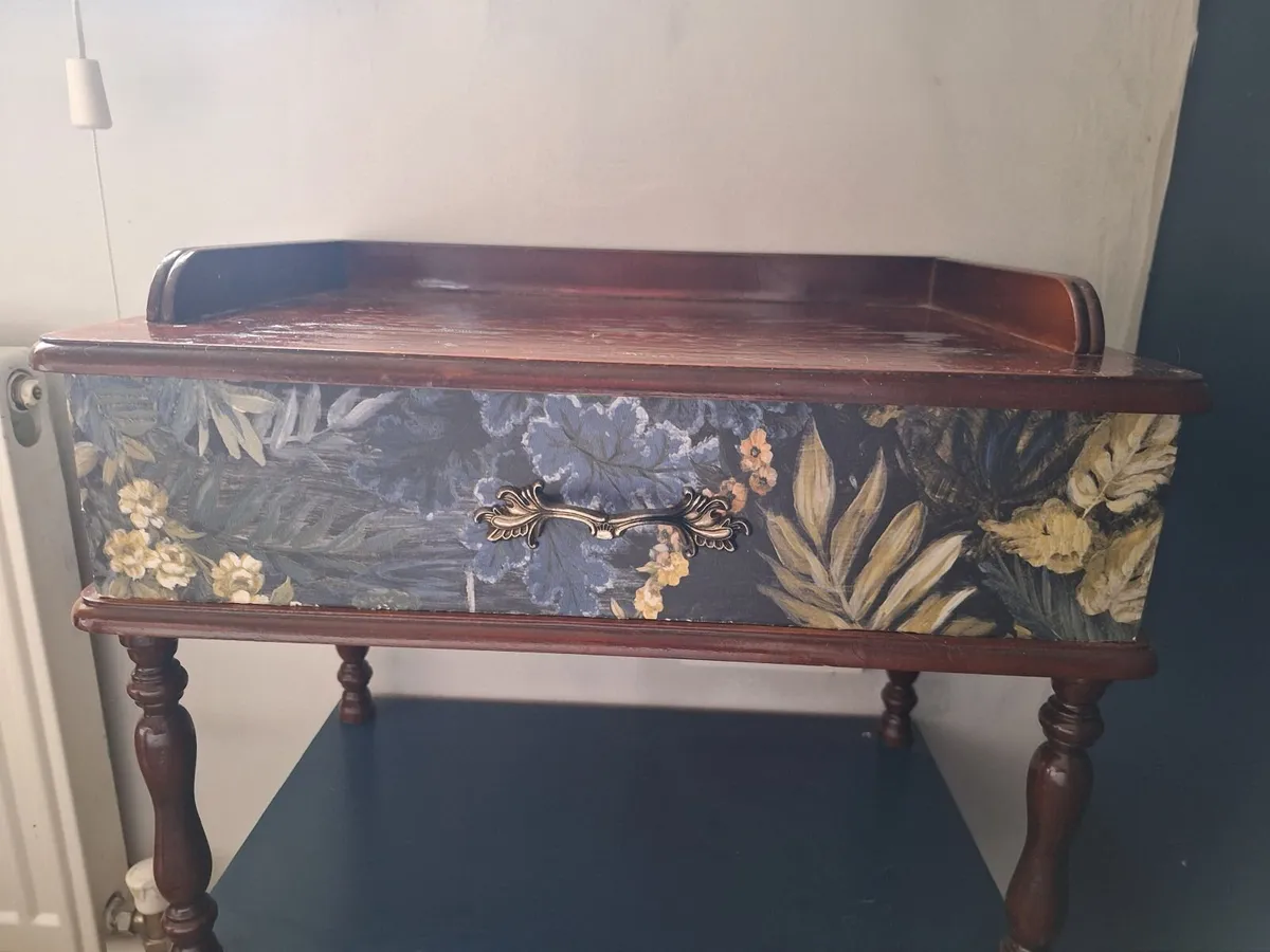 Bedside table - Image 3