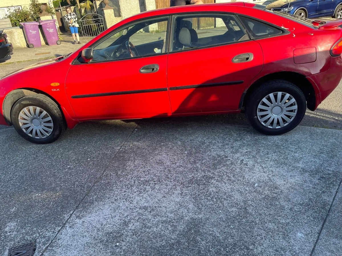 Mazda 323f - Image 3