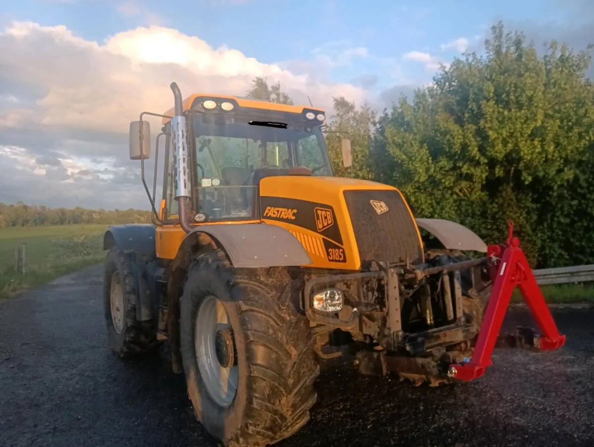 JCB fastrac 3185 - Image 2