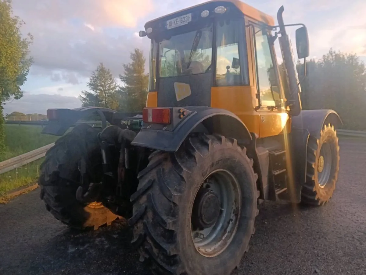 JCB fastrac 3185 - Image 3