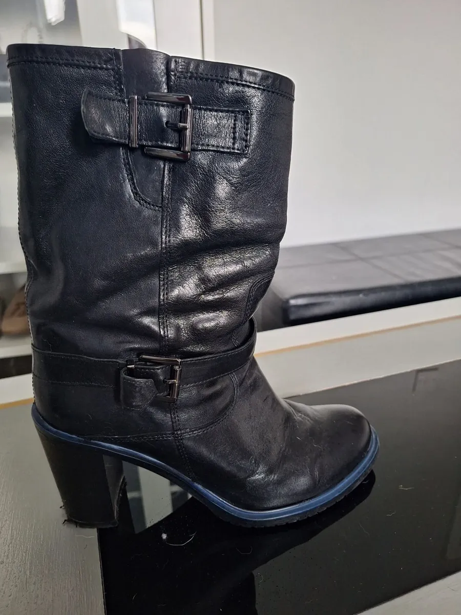 Shoes - Image 3