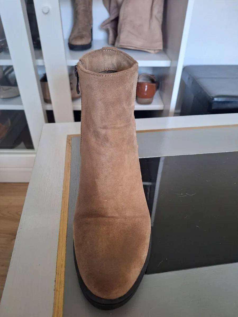 Shoes - Image 2