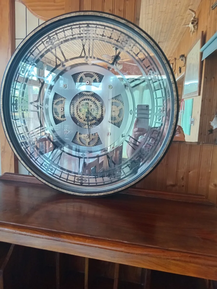 Wall Clock - Image 2