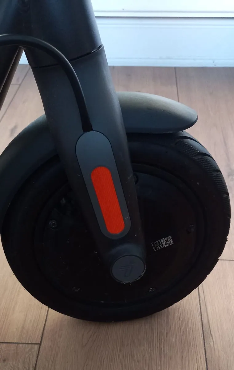 Electric scooter - Image 2