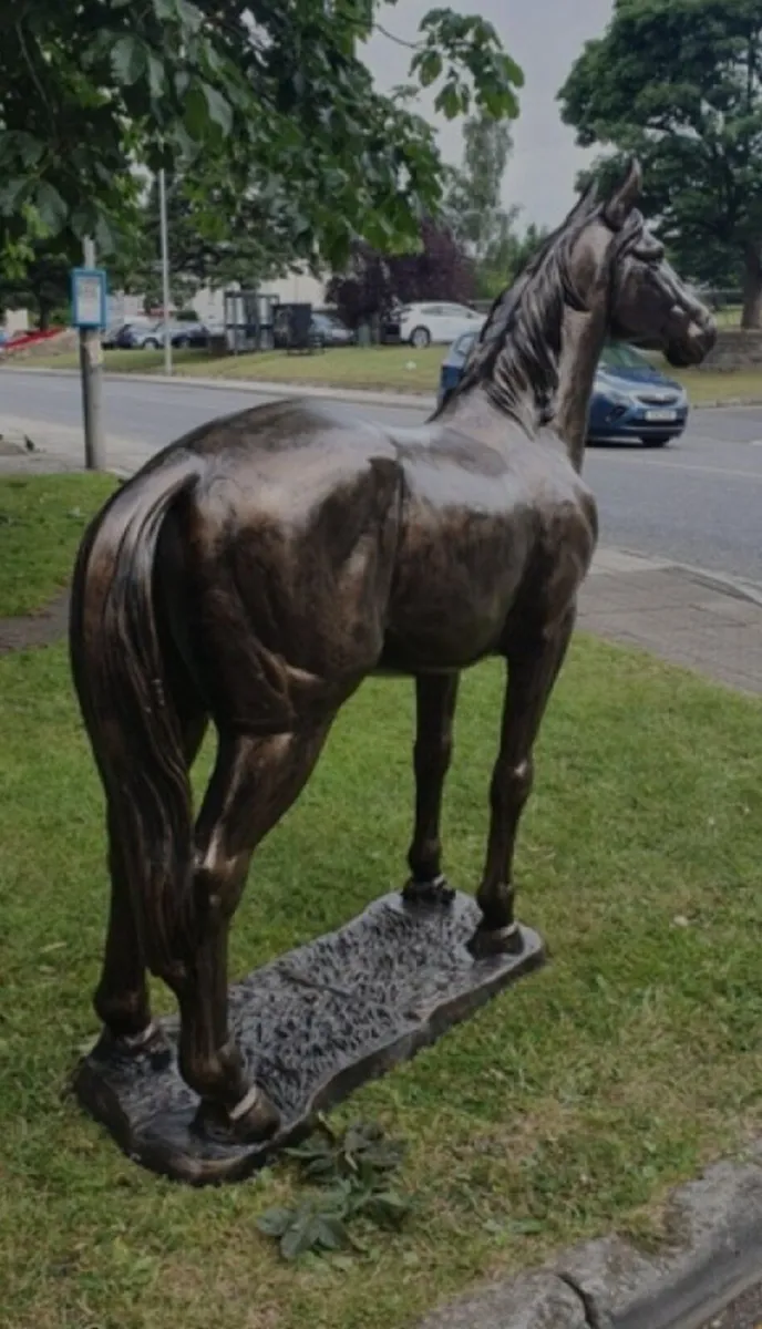 Horse - Image 3