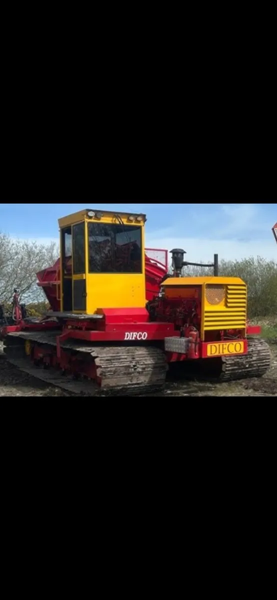 Self-Propelled Hopper WANTED - Image 1