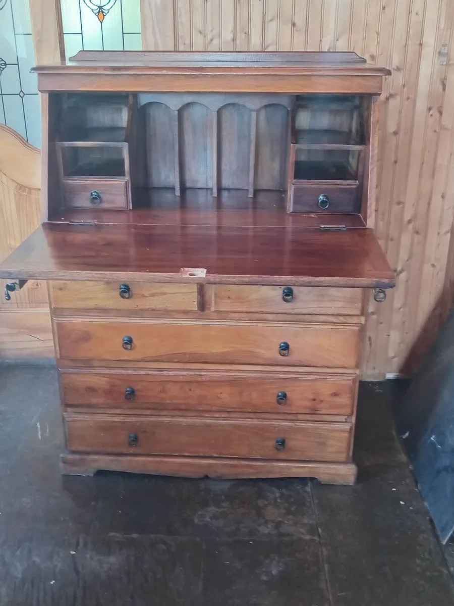 Writing desk - Image 1
