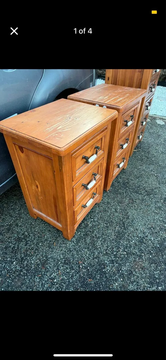 2 wooden bedside lockers - Image 2