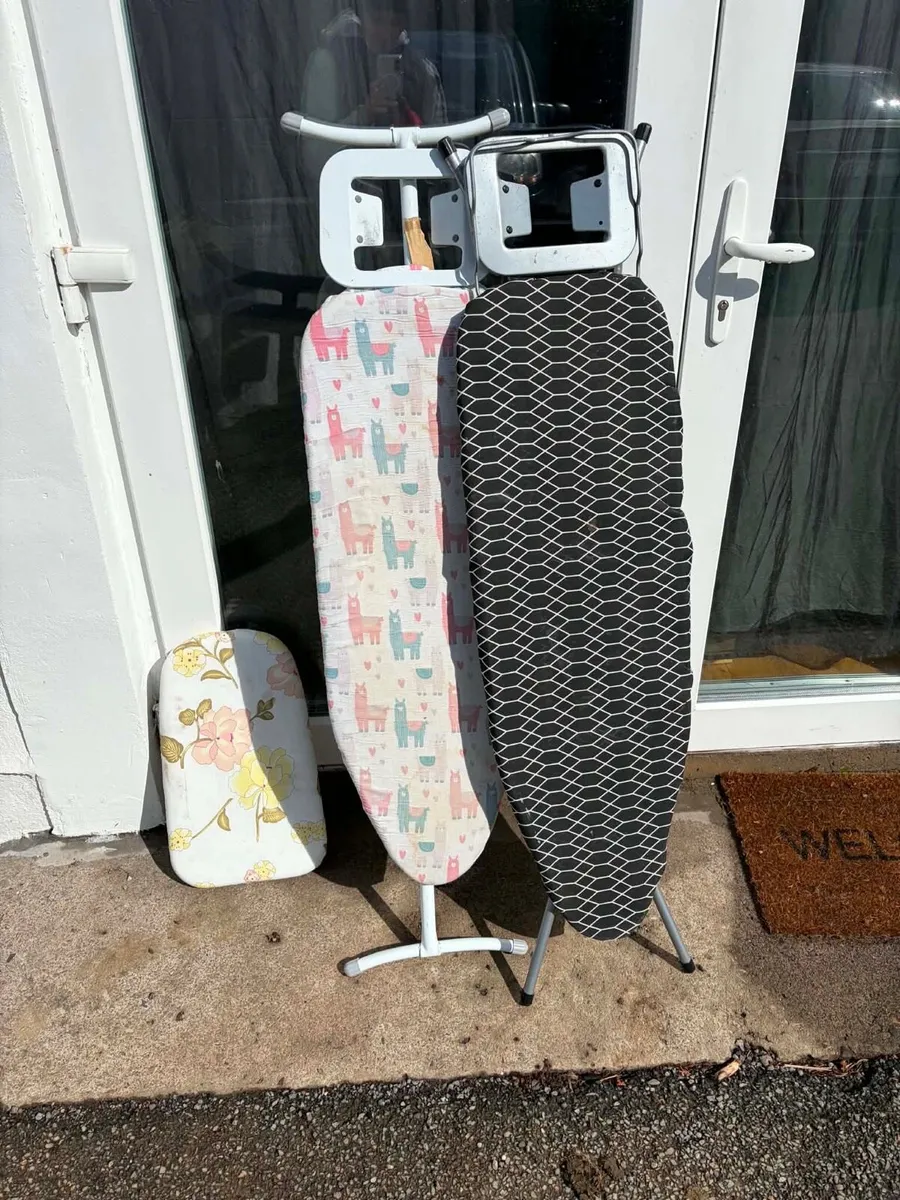 3 iron boards €20