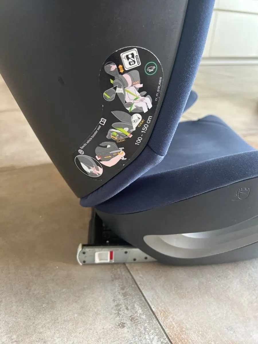 Car seat - Image 4