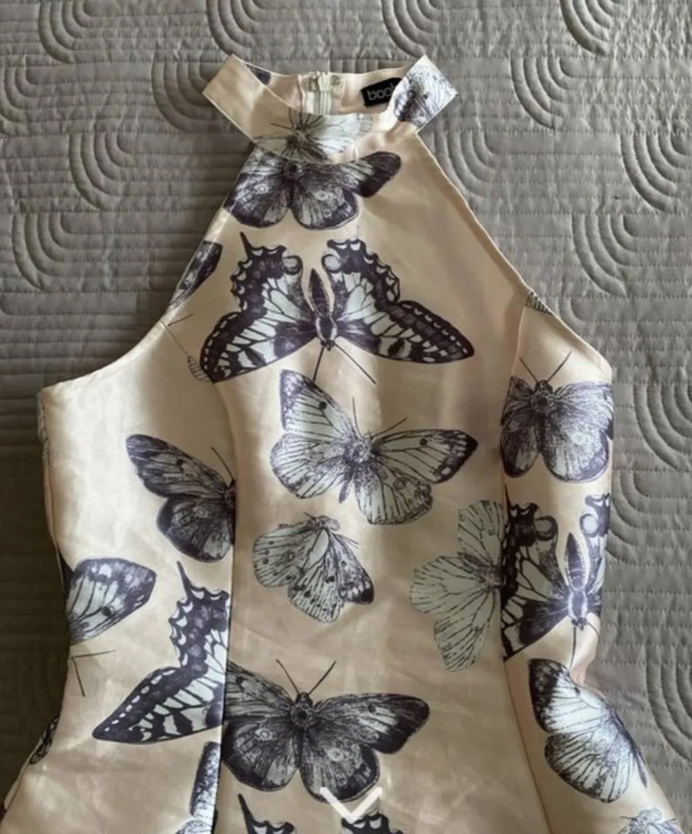 Dress - BooHoo - Size 8 - Image 2