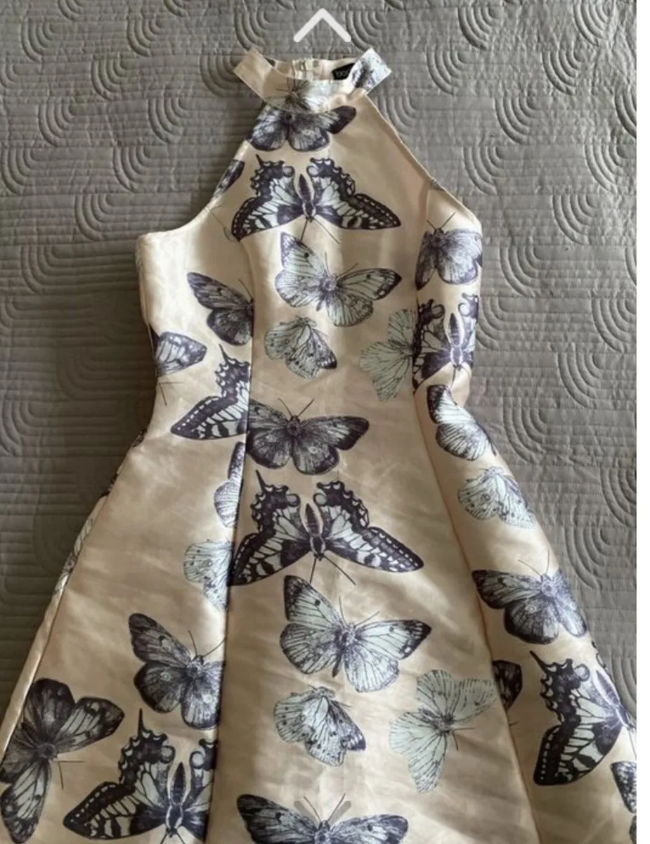 Dress - BooHoo - Size 8 - Image 3