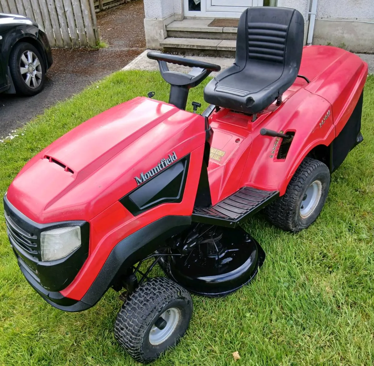 Mountfield 1436H ride on lawnmower - Image 4