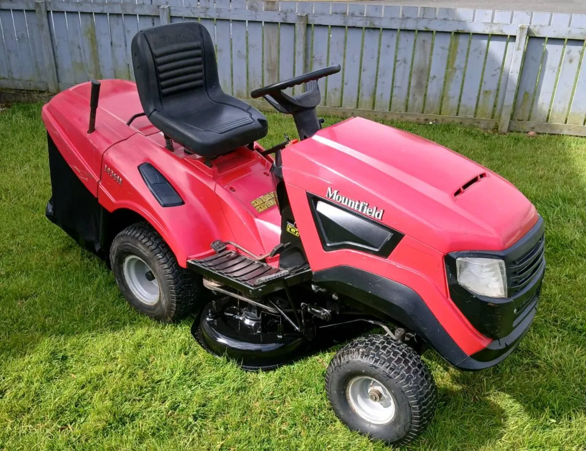 Mountfield 1436H ride on lawnmower - Image 2