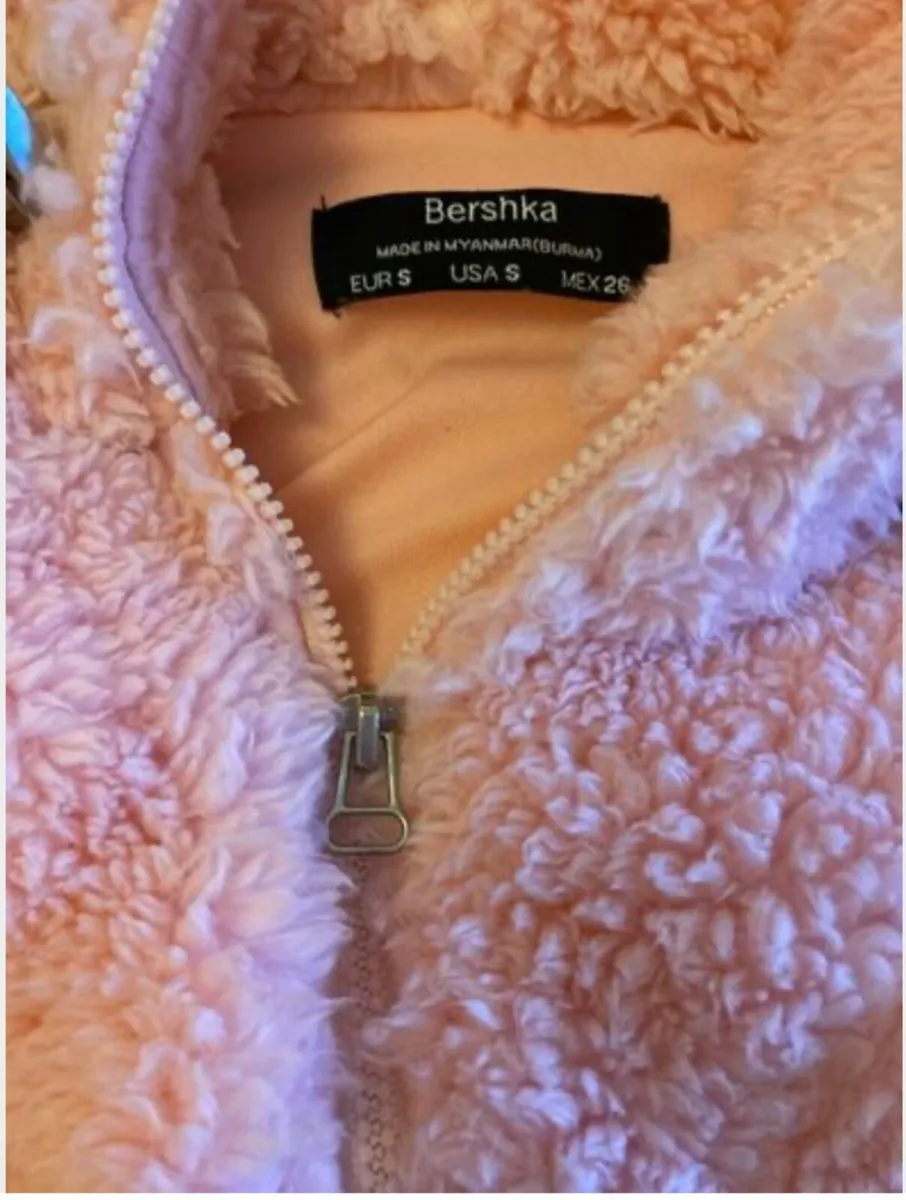 Bershka - Fleece - Size S - Image 1