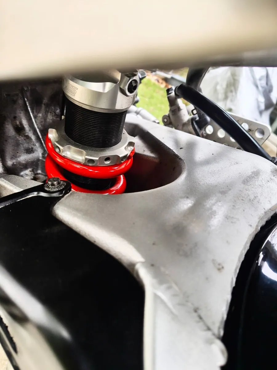 Honda CBR900RR - Image 2
