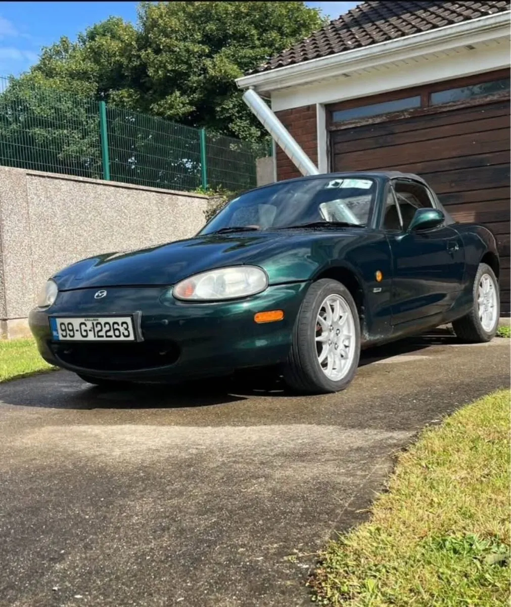 Mazda MX-5 1999 - Image 2