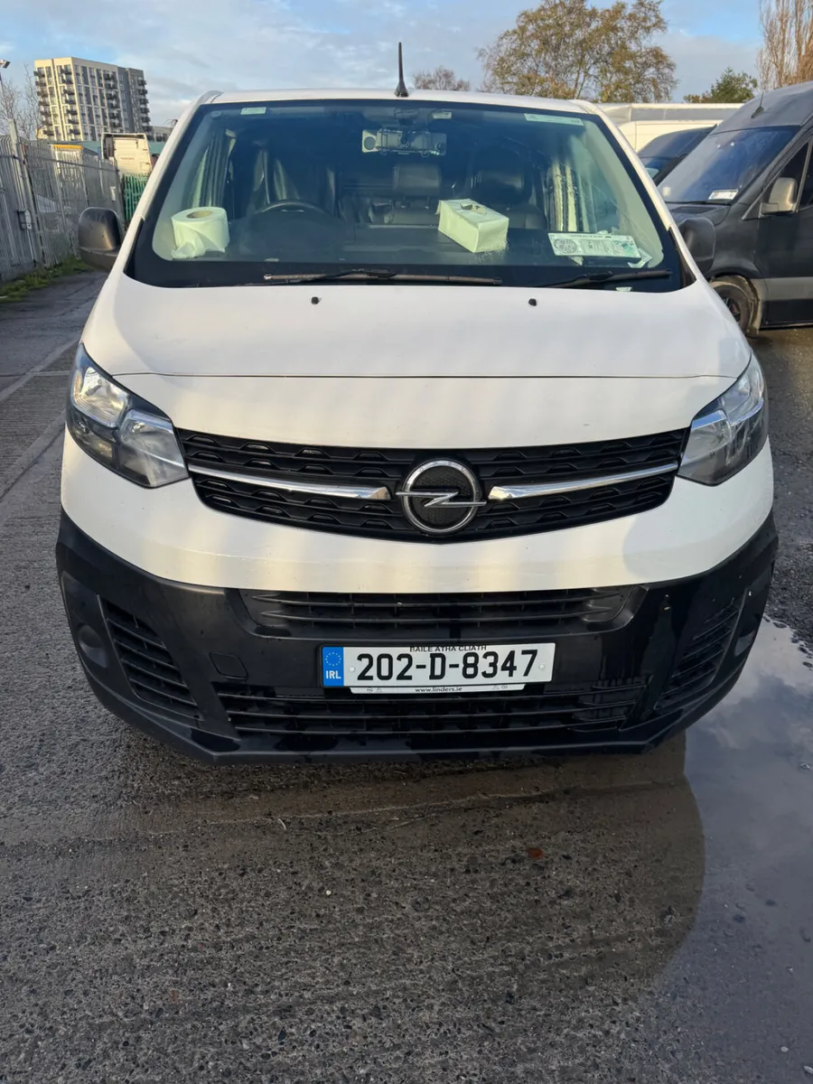 Opel Vivaro 2020 very low milage - Image 3