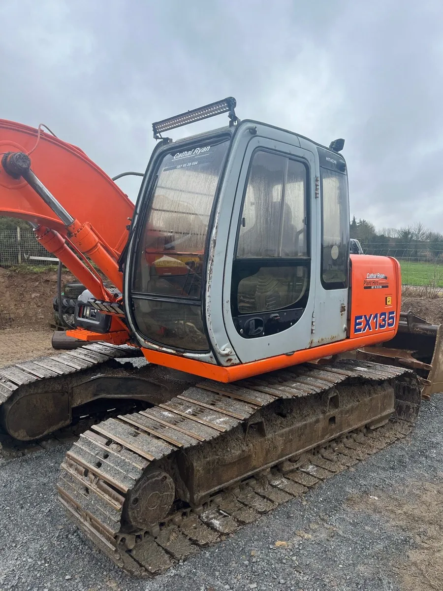 Hitachi digger - Image 3