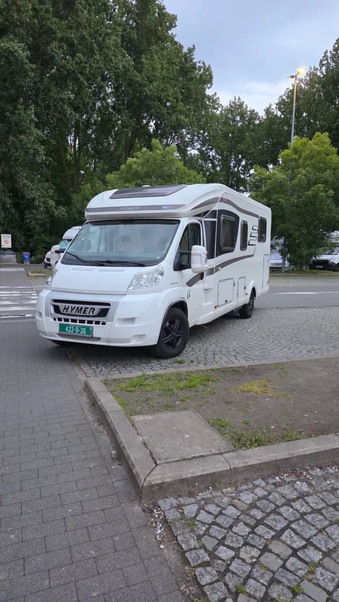 2014 HYMER TRAMP 698CL ISLAND BED A MUST SEE - Image 2