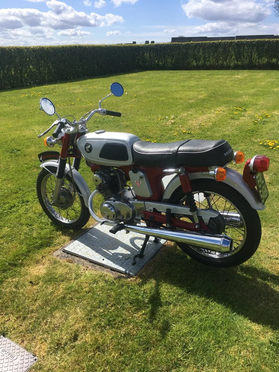 1969 Honda SS125A - Image 1