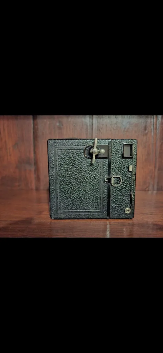 Vintage Camera Zeiss Ikon Box Tengor - Image 3